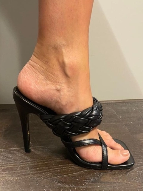 Fridayfeet22 OnlyFans Picture