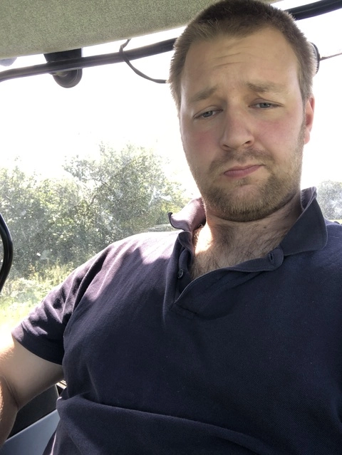 Farmer OnlyFans Picture