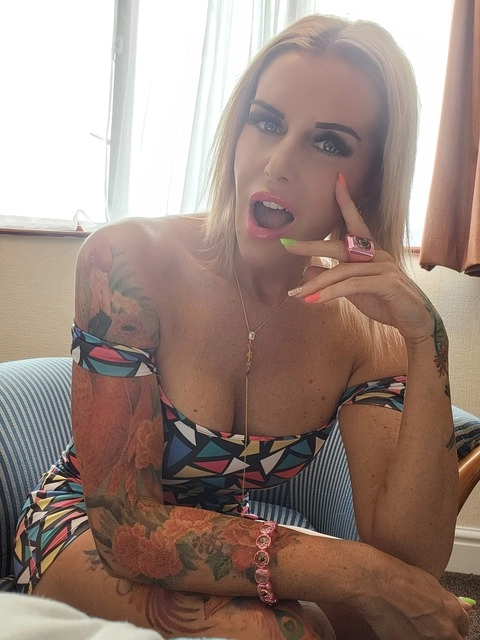 EMZY O OnlyFans Picture