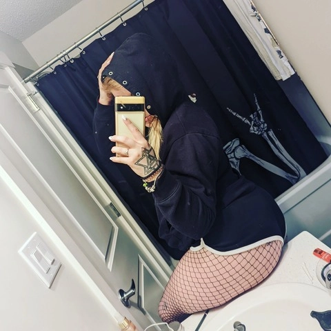 trAshley OnlyFans Picture