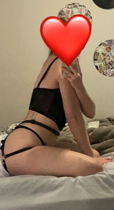 kiki OnlyFans Picture