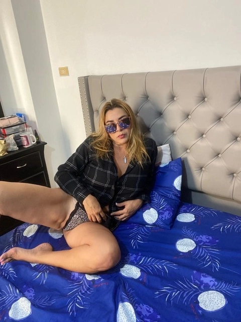 Sandra Lucia OnlyFans Picture