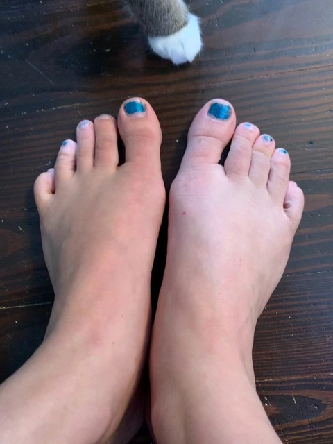 Charsfeet OnlyFans Picture