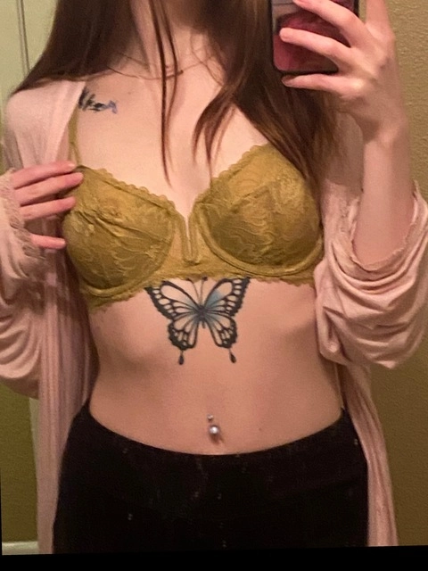 babygxrl444 OnlyFans Picture