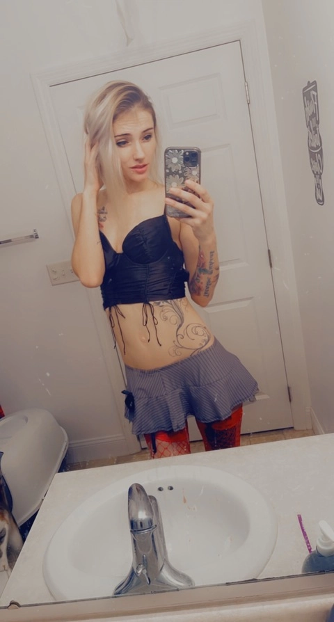 Lady Of Chaos 😍 OnlyFans Picture