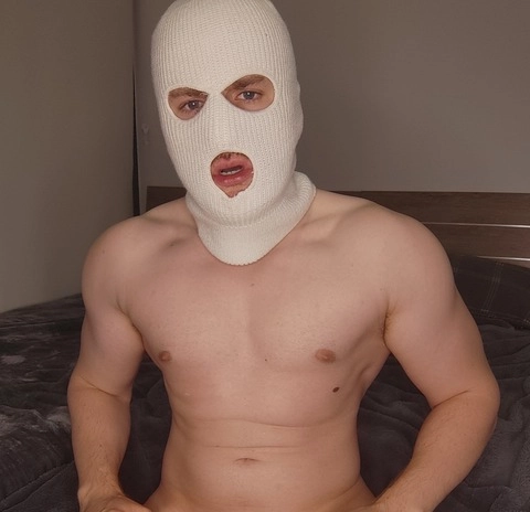 Masked Daddy OnlyFans Picture