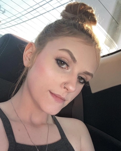 Mackenzie OnlyFans Picture