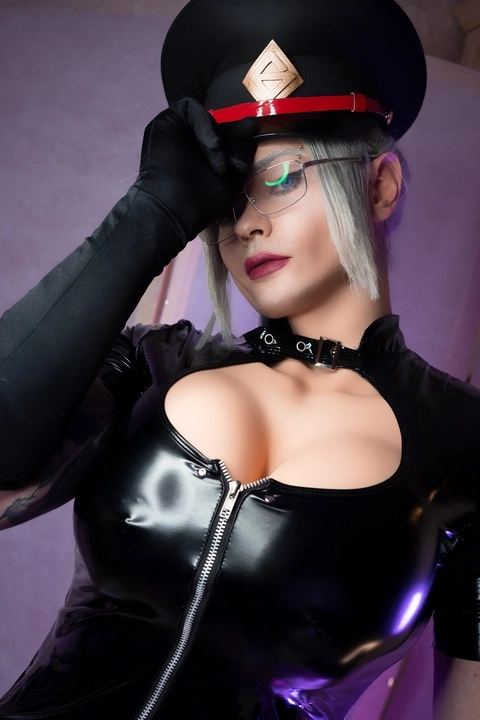 FrameCosplay OnlyFans Picture