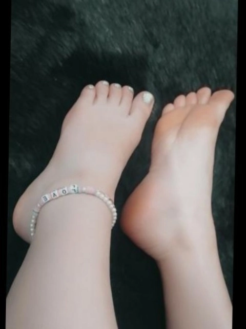 Cheesy.hoes.toes OnlyFans Picture