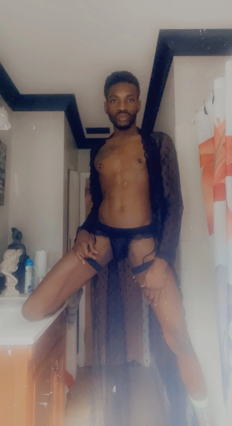 Solo King OnlyFans Picture