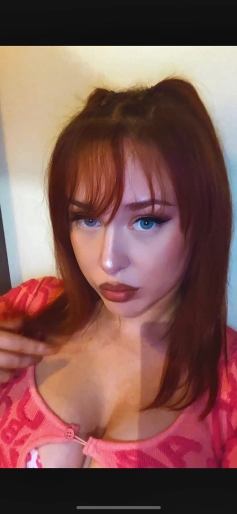 Meg 😇🫦 OnlyFans Picture