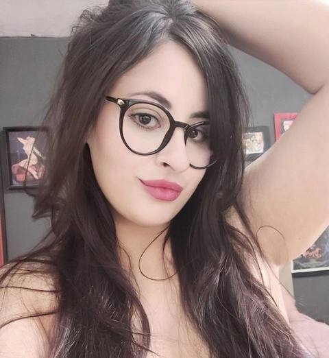 VIDCALL AND SEXT - Curvy Geek