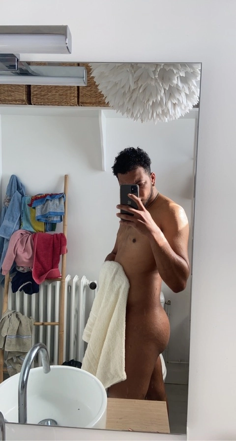 Loukass OnlyFans Picture
