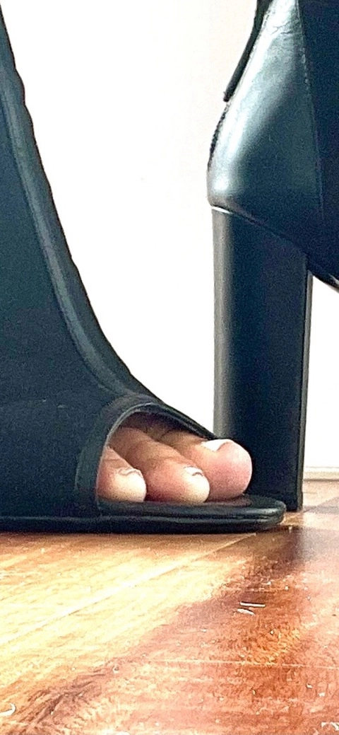 Boutique.feet ? OnlyFans Picture