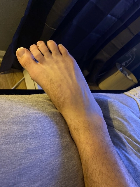 Feet Daddy OnlyFans Picture