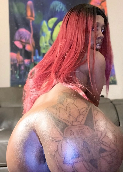 Kadia Leigh Babe OnlyFans Picture