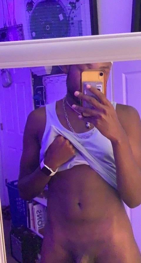 playboi__mari OnlyFans Picture