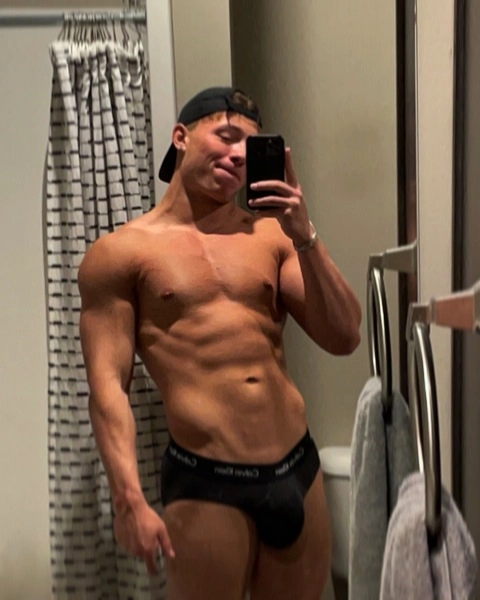 HungDagger OnlyFans Picture