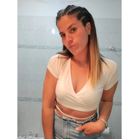 Yanina🤩