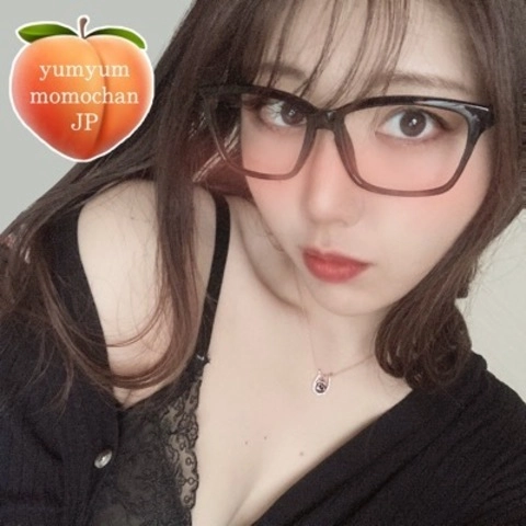 momochan OnlyFans Picture