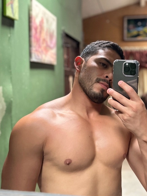 Gabriel OnlyFans Picture