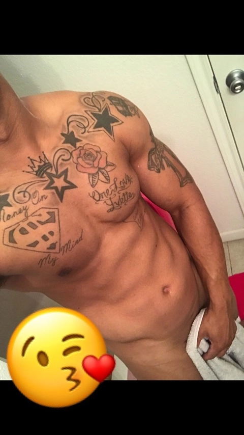 King Mally Mal OnlyFans Picture