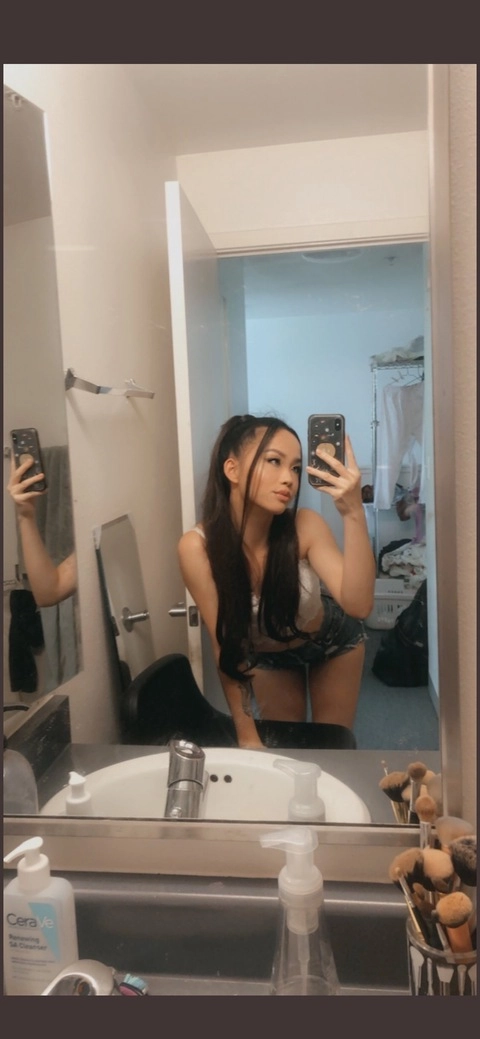 S OnlyFans Picture
