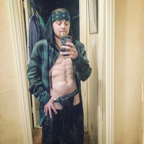 Ethan Hamilton OnlyFans Picture