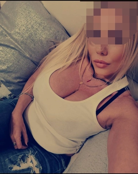 Chantal OnlyFans Picture