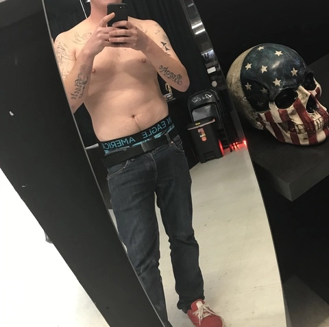 Thomas OnlyFans Picture