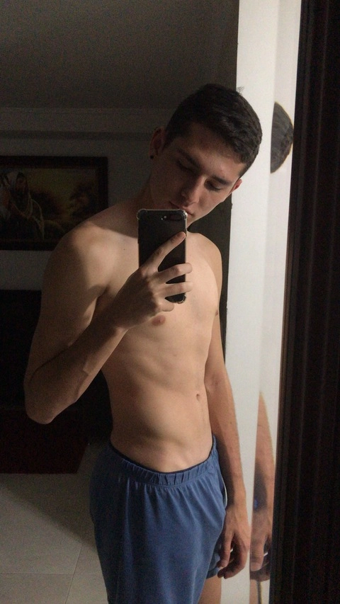 Asemo OnlyFans Picture