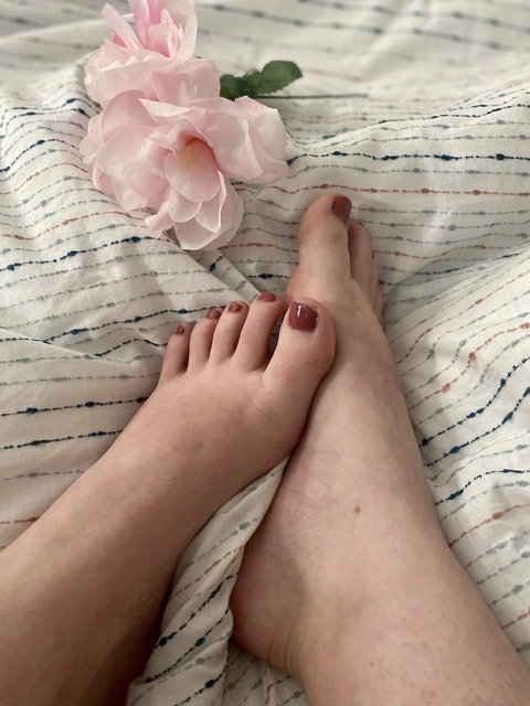 Footfantasies2.0 OnlyFans Picture