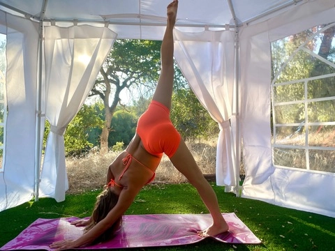 Sunshine Yoga Girl