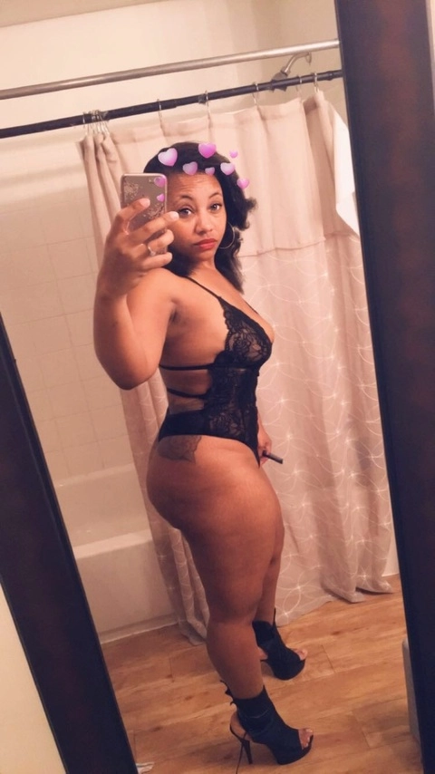 THICKNESS OnlyFans Picture