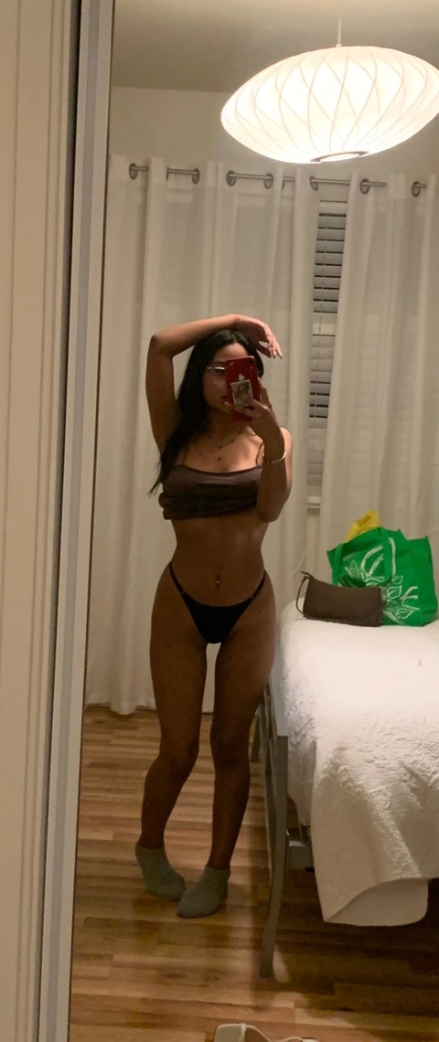 Jade OnlyFans Picture
