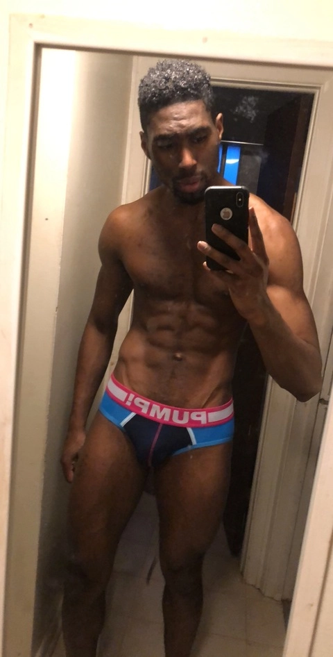 Noel88 OnlyFans Picture
