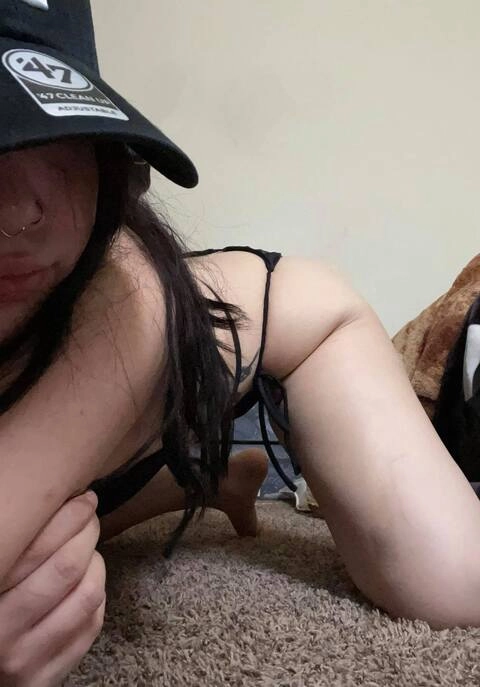 Hazel OnlyFans Picture