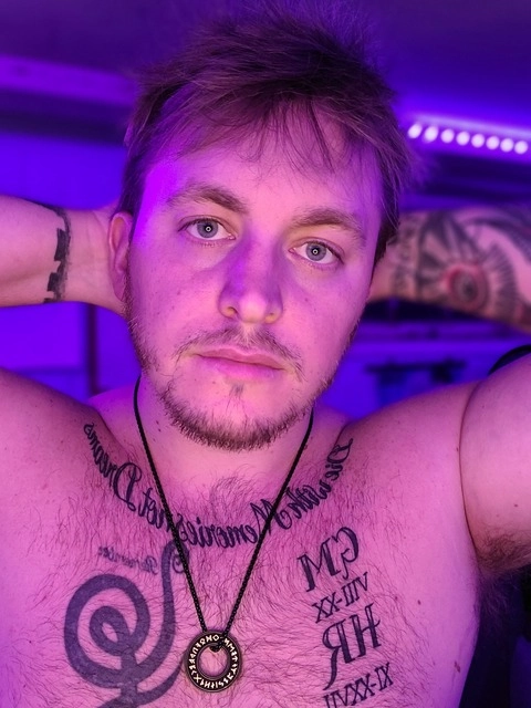 Issac Alexander OnlyFans Picture