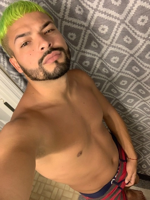 Ken Armando OnlyFans Picture