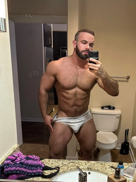 Nick Stracener 🍆🍑 (Top 1% creator) OnlyFans Picture