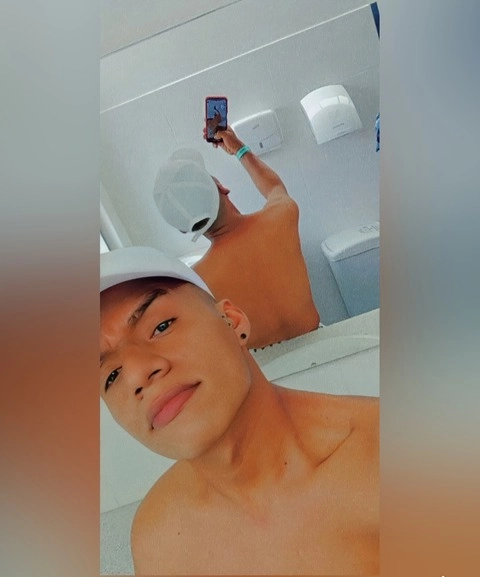 Navarro OnlyFans Picture