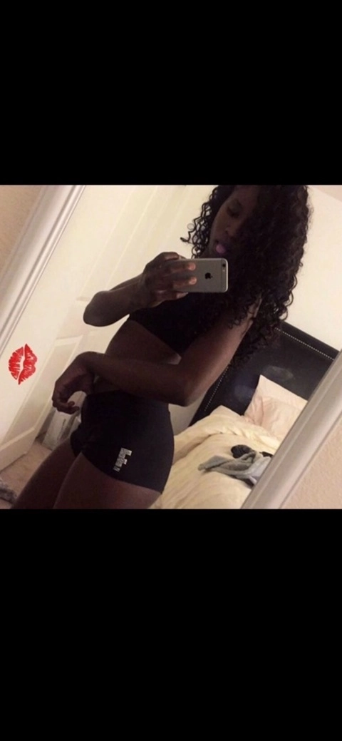 Chocolatebaby95 OnlyFans Picture