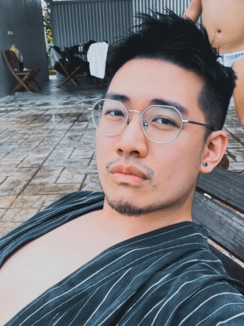 熊光旭 OnlyFans Picture