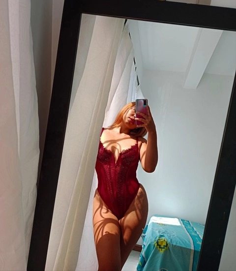 Linda OnlyFans Picture