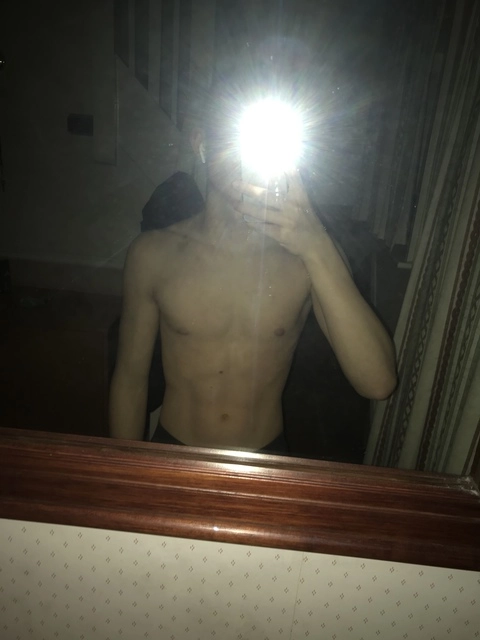 SamWhyt OnlyFans Picture