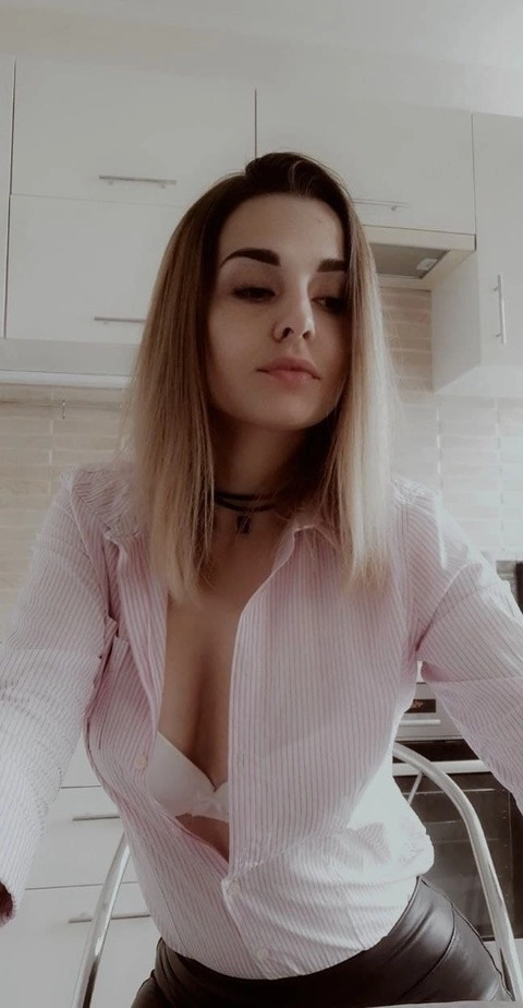 Viki OnlyFans Picture