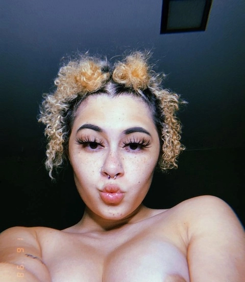 Amara Larai OnlyFans Picture