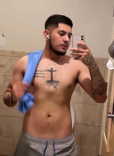 Juancho OnlyFans Picture