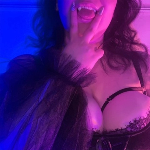 The Cash Vampire OnlyFans Picture