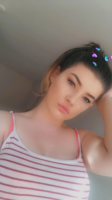 Emjade21 OnlyFans Picture